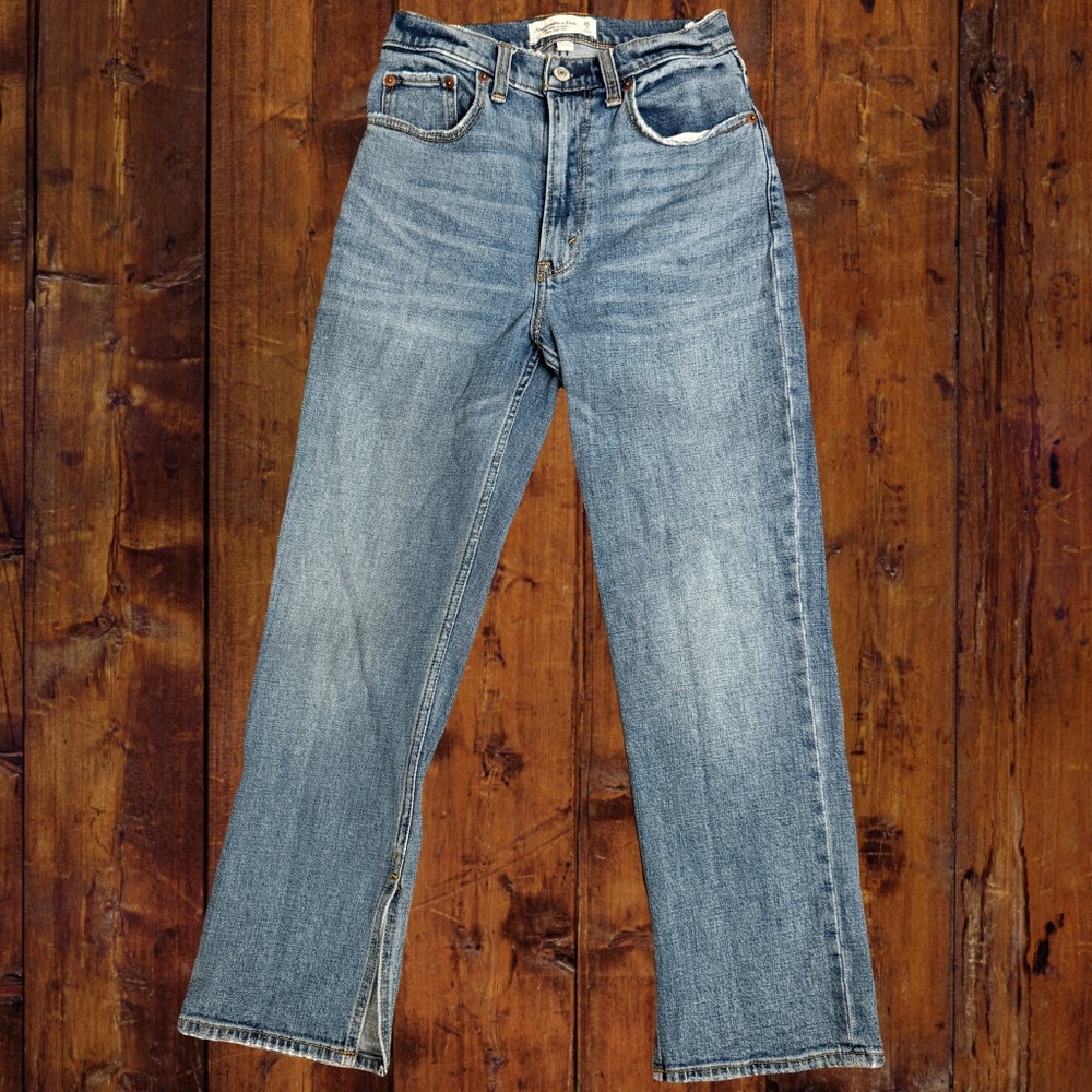 Abercrombie Curve Love Ankle Straight Jeans (26)👖
